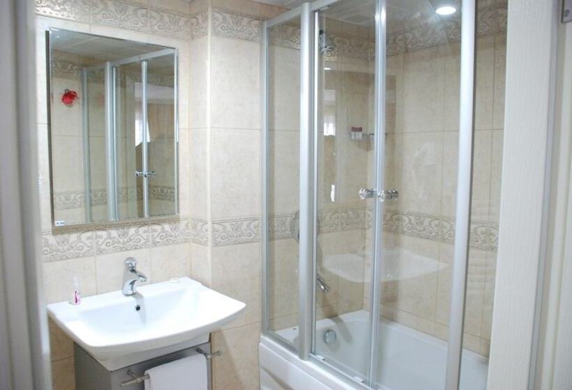 Семейный Номер, Otel Bossinop