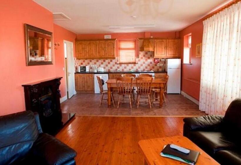 سوئیت 2 خوابه, Gold Coast Resort Dungarvan