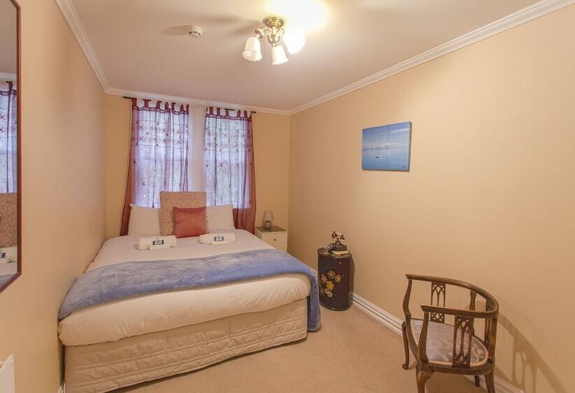 Номер Базовый Одноместный Совместный Санузел, Fellworth House For Solo Travellers