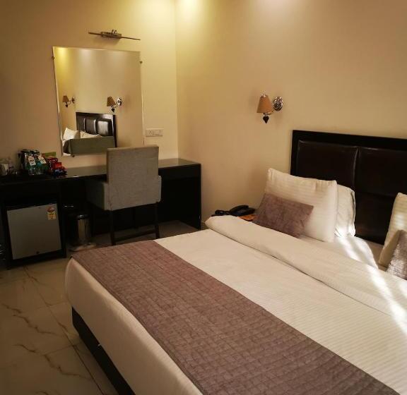 Номер Стандарт, Pk Residency