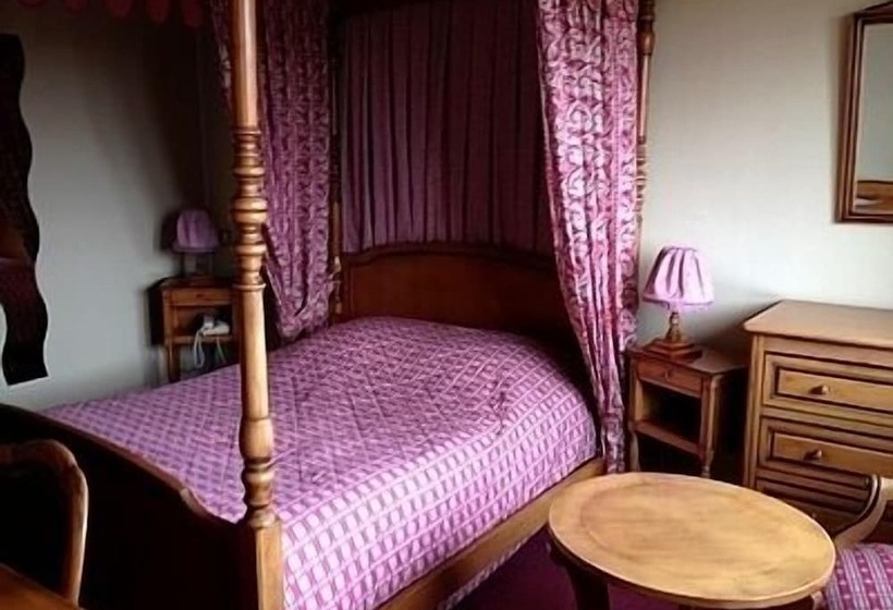 Номер Стандарт, Hôtel Le Prieuré