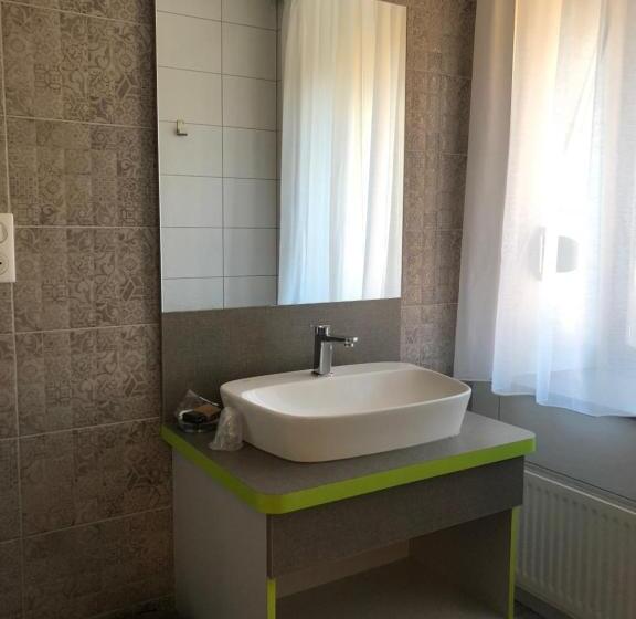 Номер Superior, Les Tilleuls Montbeliard Sud Audincourt