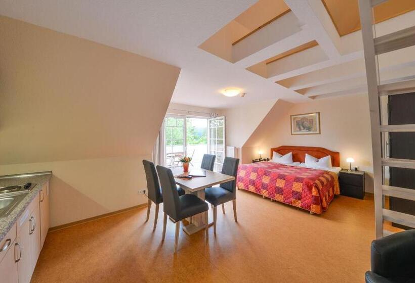 Семейный Номер, Ostseehotel Rike