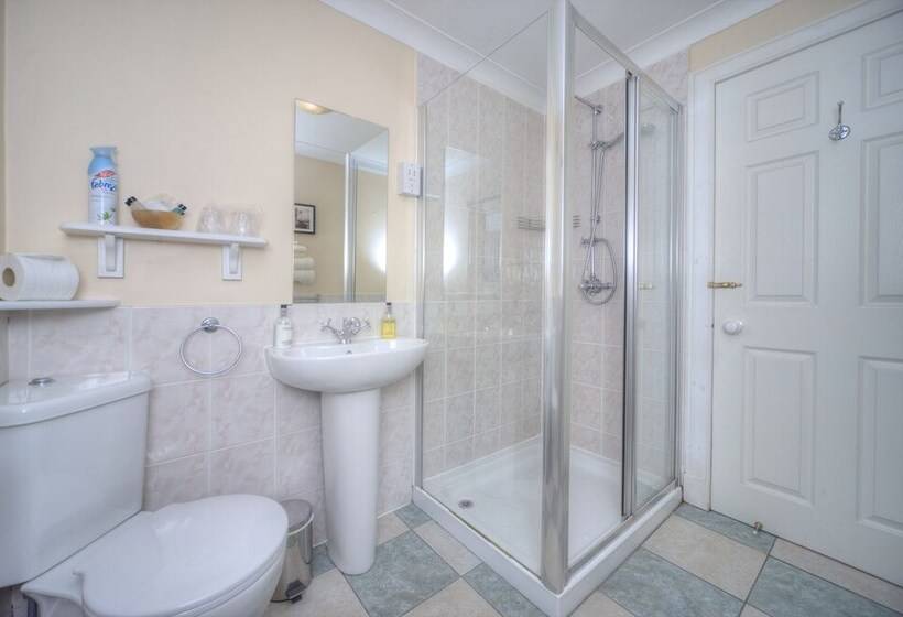 수피리어 룸, Knap Guest House