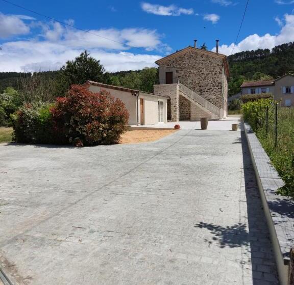 침실 1개 주택, Ardèche Chambres D Hôtes Près De Vallon Pont D Arc