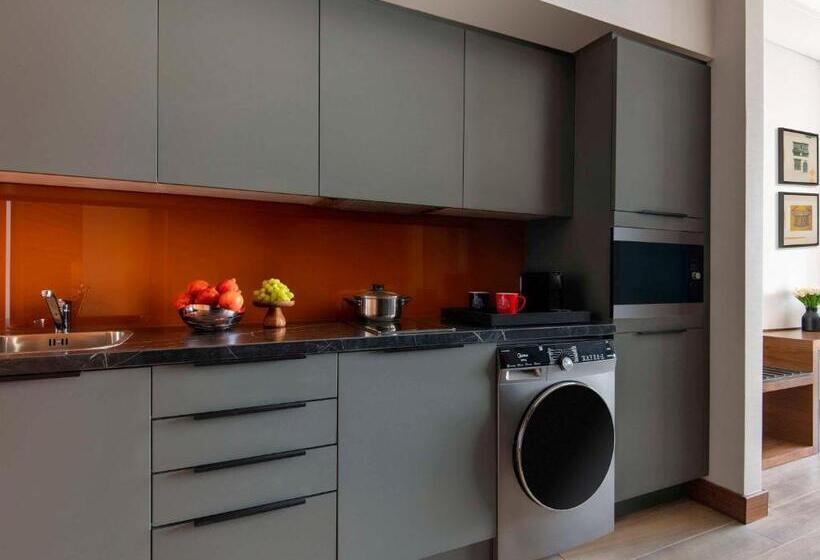 Студио Стандарт Кровать Кинг, Swissotel Living Jeddah