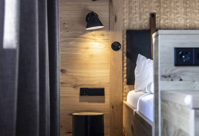 Номер Стандарт с Балконом, Alpen Hotel Post