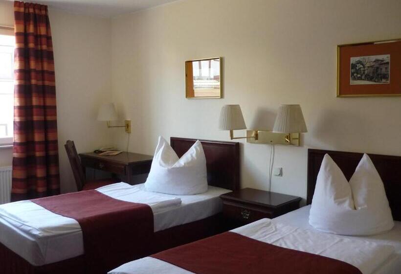 Номер Комфорт Индивидуальный, Komforthotel Grossbeeren   Stadt Gut