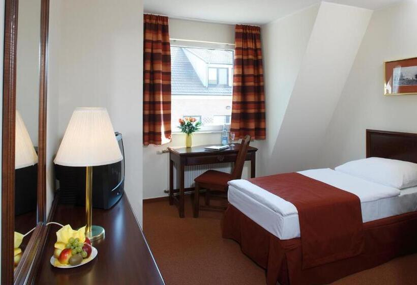 Номер Стандарт Индивидуальный, Komforthotel Grossbeeren   Stadt Gut