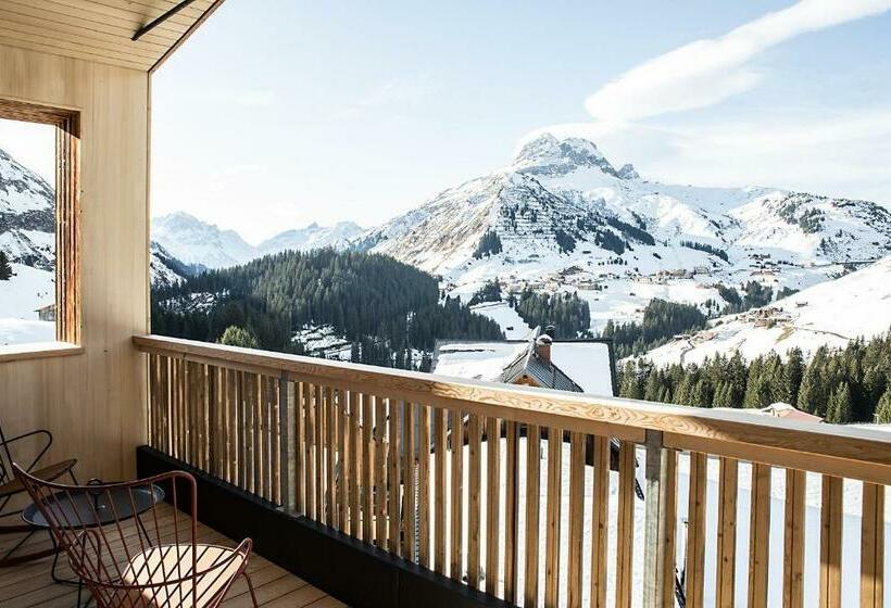 سوییت با چشم‌انداز کوه, Holzgauer Haus