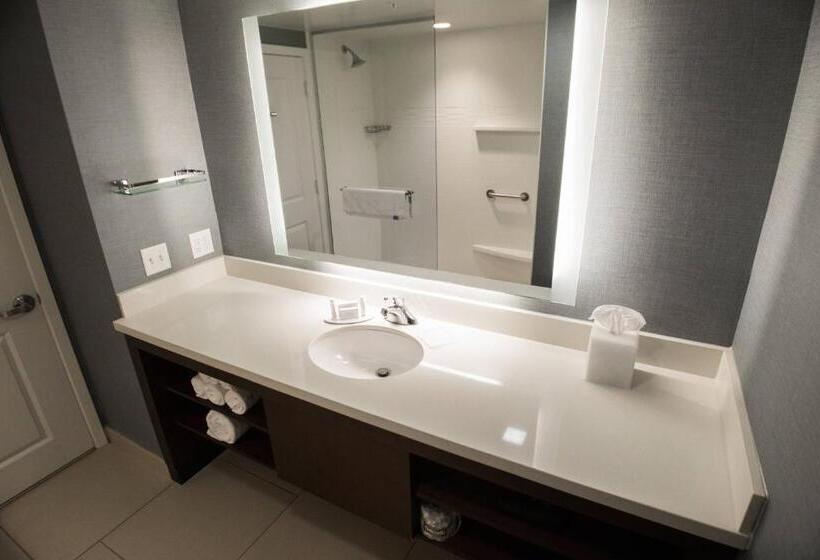 스탠다드 스튜디오, Residence Inn By Marriott Omaha West
