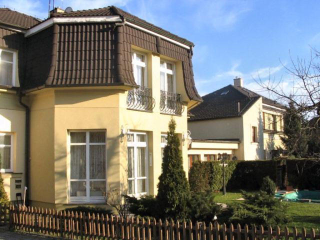 سوئیت 2 خوابه, Villa Olivia
