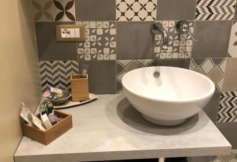 Номер Стандарт с Балконом, La S Volta Vanzago Bed And Breakfast