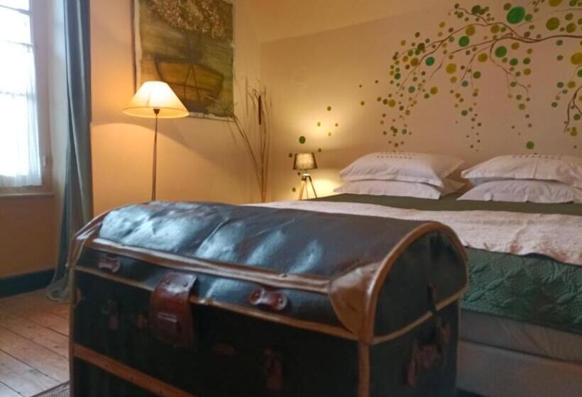 Номер Deluxe, Château D Arfeuilles Chambres Et Tables D Hôtes