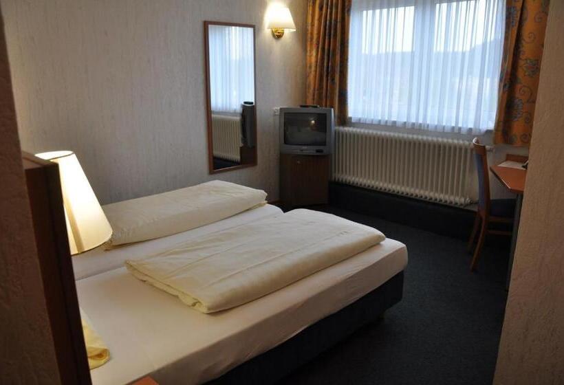 Номер Комфорт, Bürgerhof