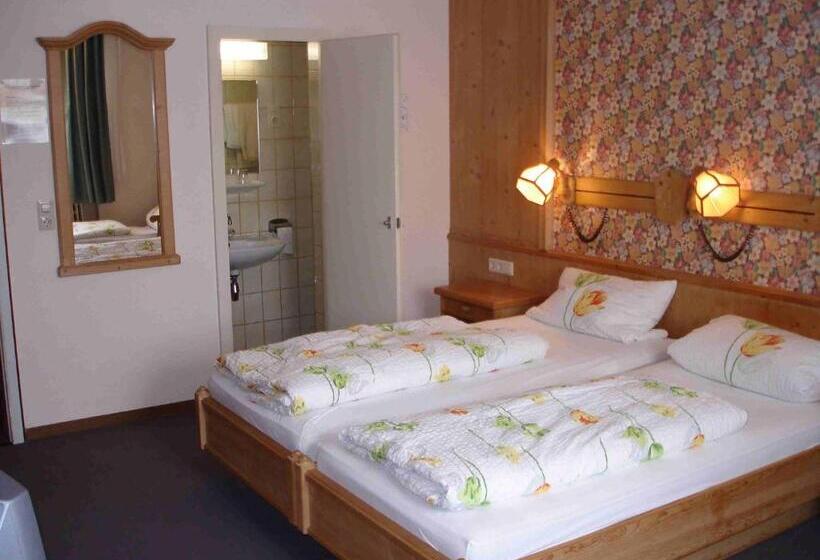 Номер Комфорт, Bürgerhof