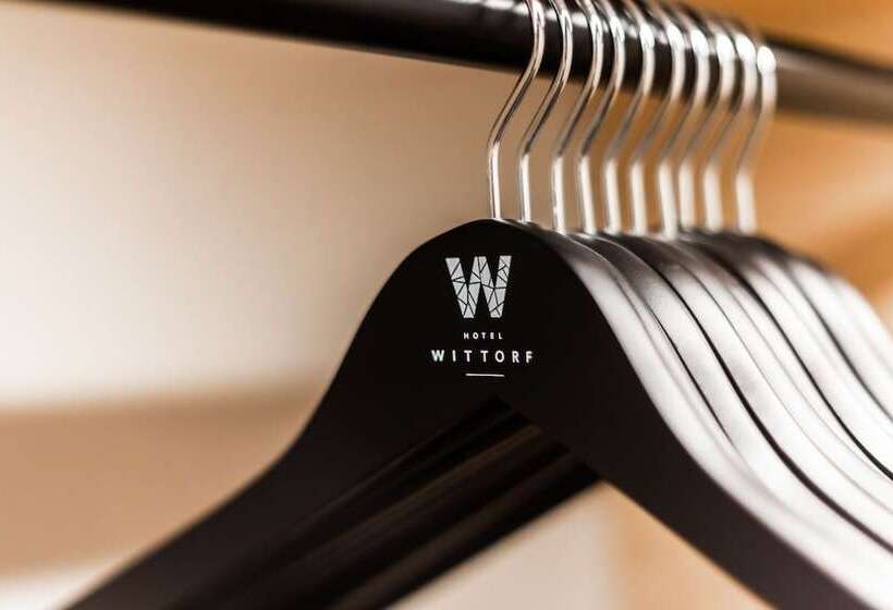 חדר קומפורט לשלושה, Wittorf