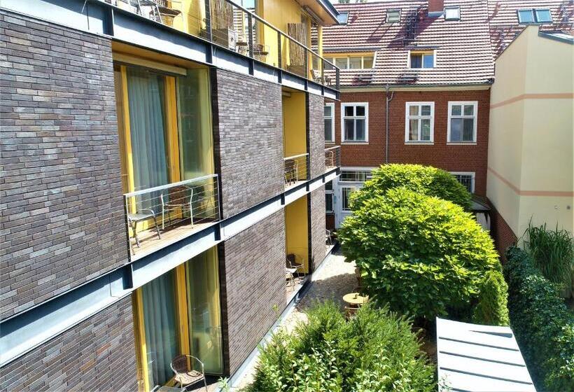 اتاق استاندارد, Zum Hofmaler
