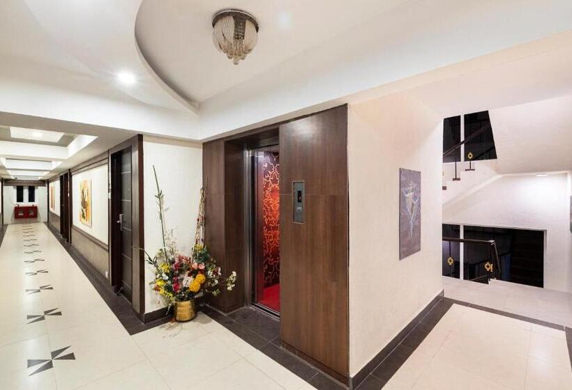 Номер Deluxe, Justa Sarang Rameshwaram
