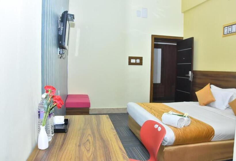 Номер Deluxe, Justa Sarang Rameshwaram