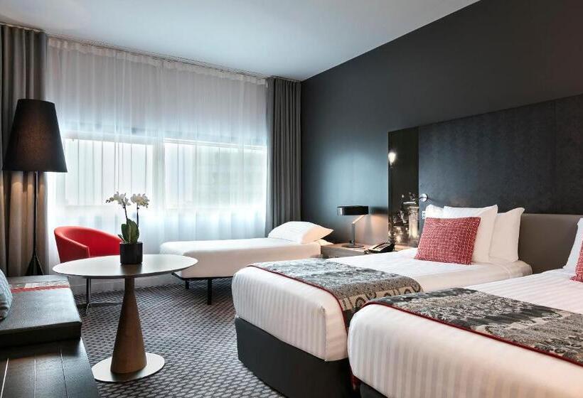 Номер Стандарт, Melia Paris La Defense
