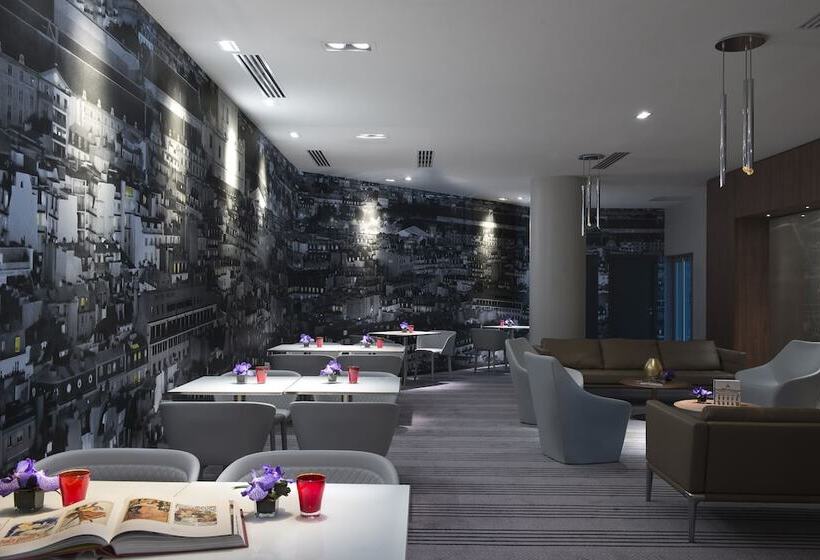 Люкс с Видом, Melia Paris La Defense