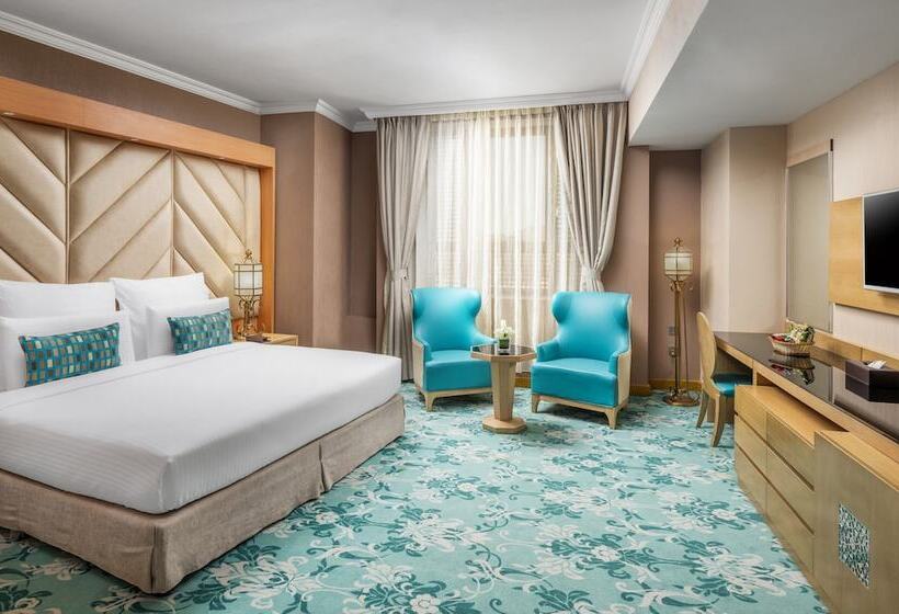 Junior Suite with Views, Elaf Al Taqwa