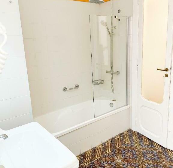 اتاق لوکس, B&b Faraglione