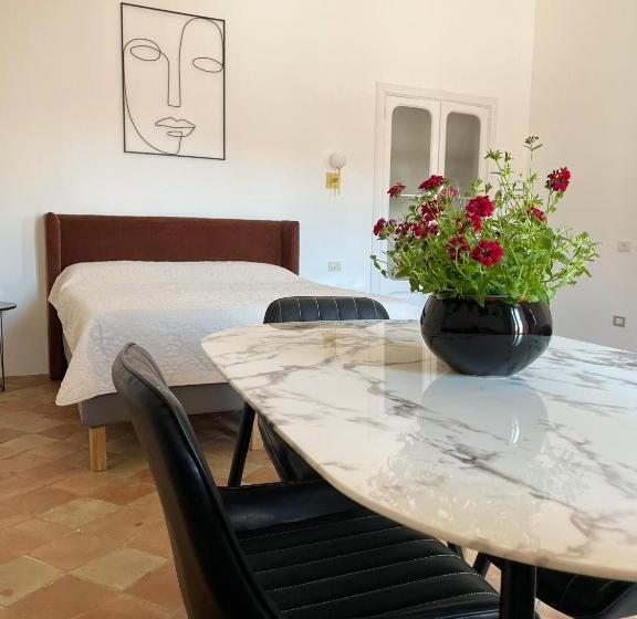 اتاق سوپریور, B&b Faraglione
