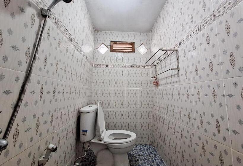 Номер Deluxe, Homestay Sakinah Syariah Mitra Reddoorz