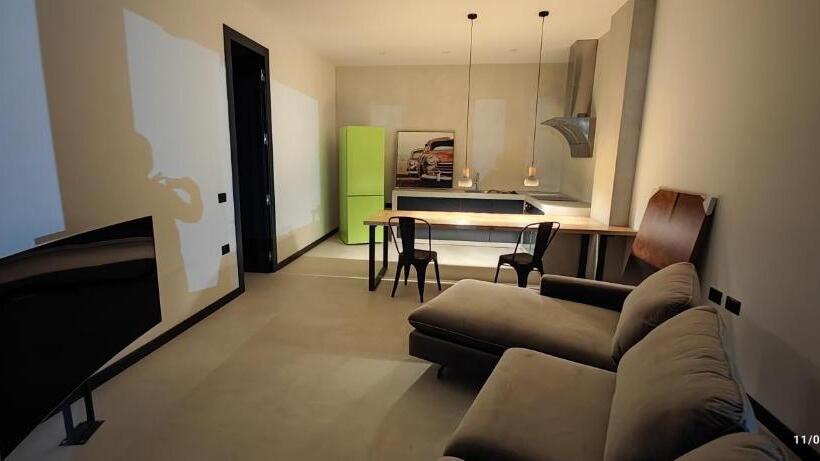 Apartamento 1 Dormitório com Vistas, Residence La Pineta