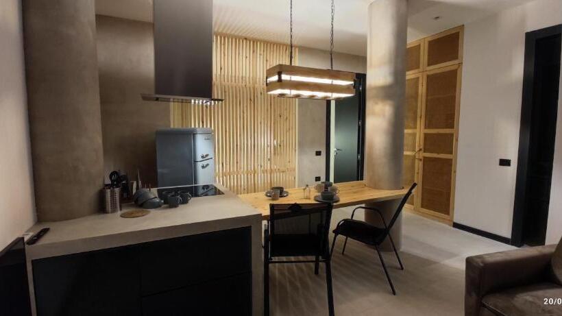 Apartamento 2 Dormitórios, Residence La Pineta
