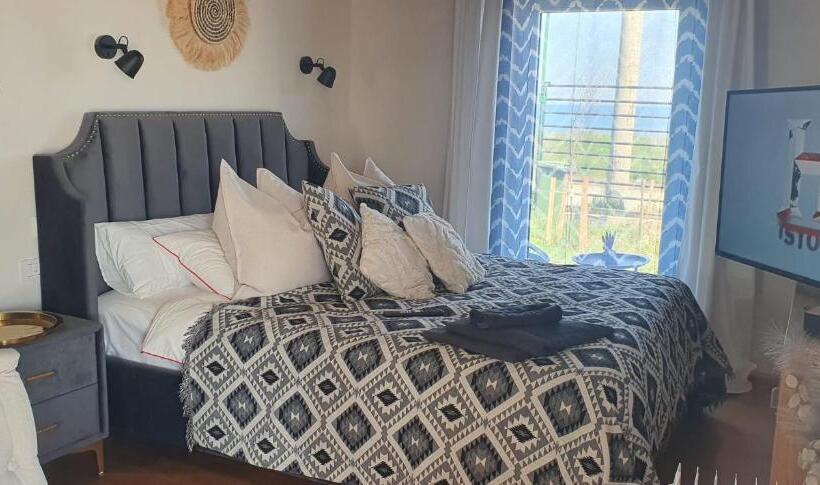 اتاق استاندارد با تخت بزرگ, Maison Du Golf