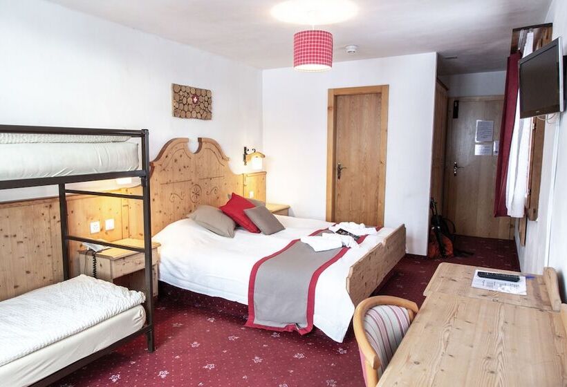 اتاق خانوادگی, Hôtel Le Relais Alpin