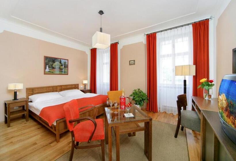 اتاق استاندارد, Hygge Hotel U Zvonu