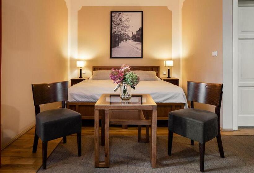 اتاق استاندارد, Hygge Hotel U Zvonu