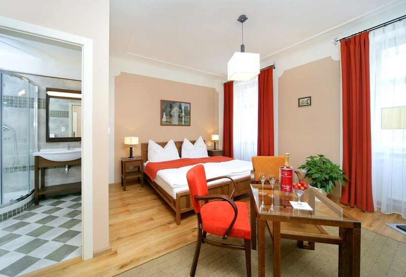 اتاق استاندارد, Hygge Hotel U Zvonu