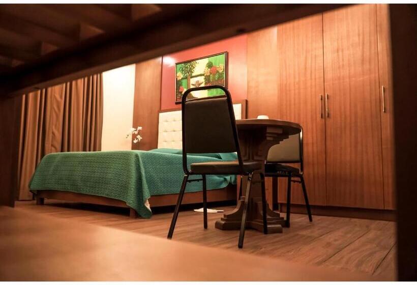スーペリアールーム, M28 Hotel And Apartments