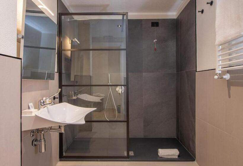 اتاق استاندارد, Mem Lodge And Suite
