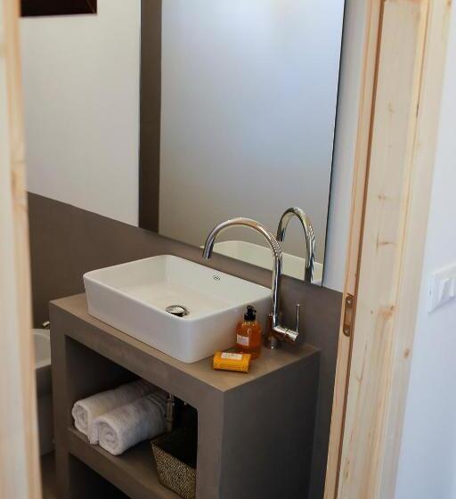 Трехместный Номер Superior, Nômade   Slow Living Lodge