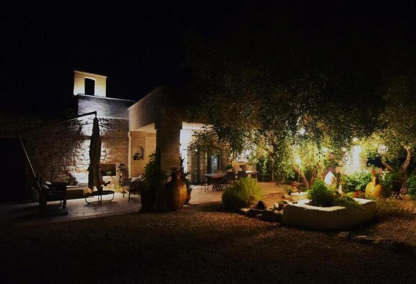استودیوی لوکس, Casa Della Scrittrice