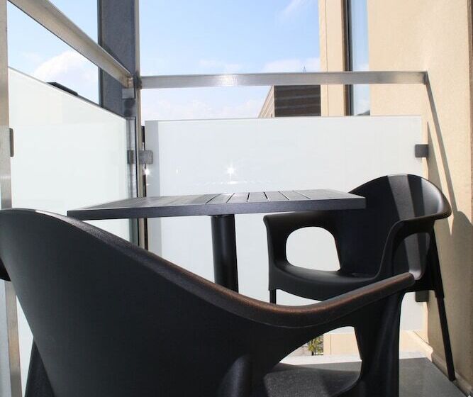 Апартаменты 2 Спальни с Балконом, Aparthotel Faber