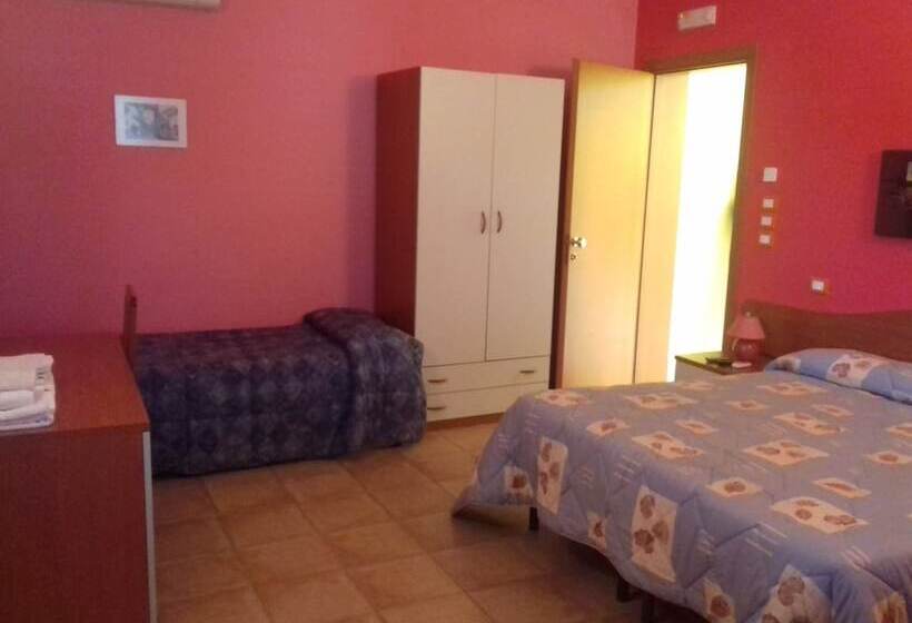 Номер Стандарт Трехместный, B&b Lu Casale