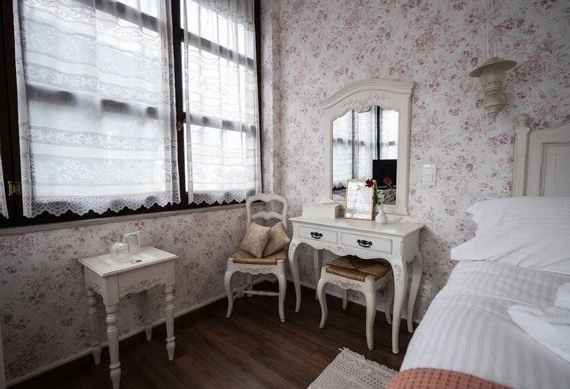 اتاق سوپریور, Boutique Hotel Anagennisis
