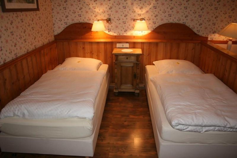 Номер Стандарт, Meyer   Alter Bergischer Gasthof