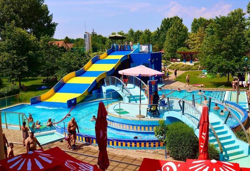 سوئیت خانواده 2 خوابه, Mórafészek Vendégház