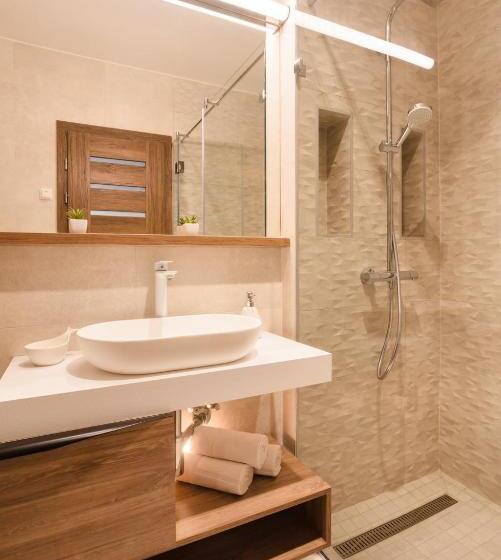 آپارتمان 1 خوابه با تراس, Great Time Apartman