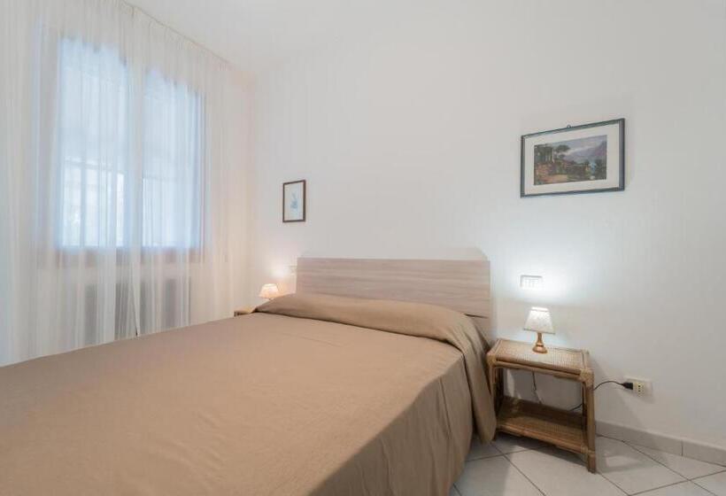 带1个卧室的带海景的公寓, Residence Baia Delle Grazie