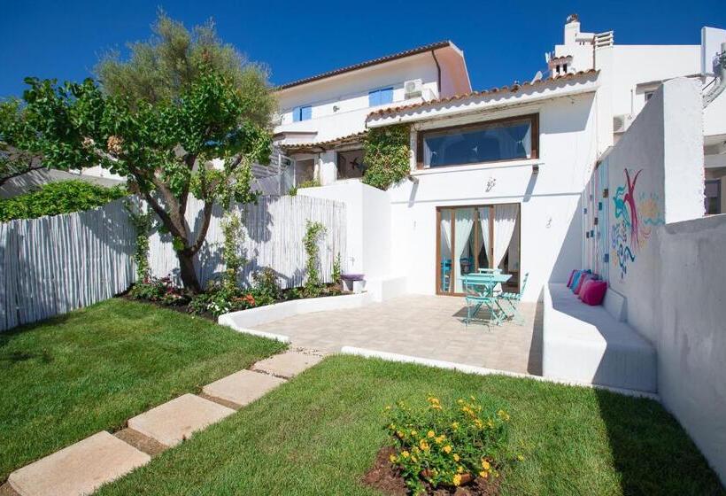 سوئیت جونیور با چشم‌انداز باغ, Palmasera Charming Suites