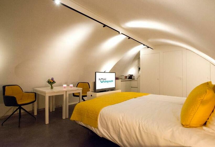 إستوديو سوبيريور, Oudegracht